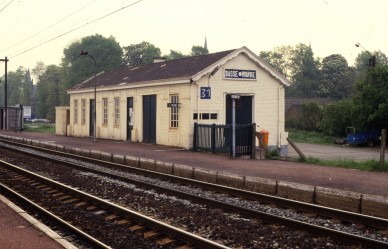 BASSE WAVRE  84-7545.jpg